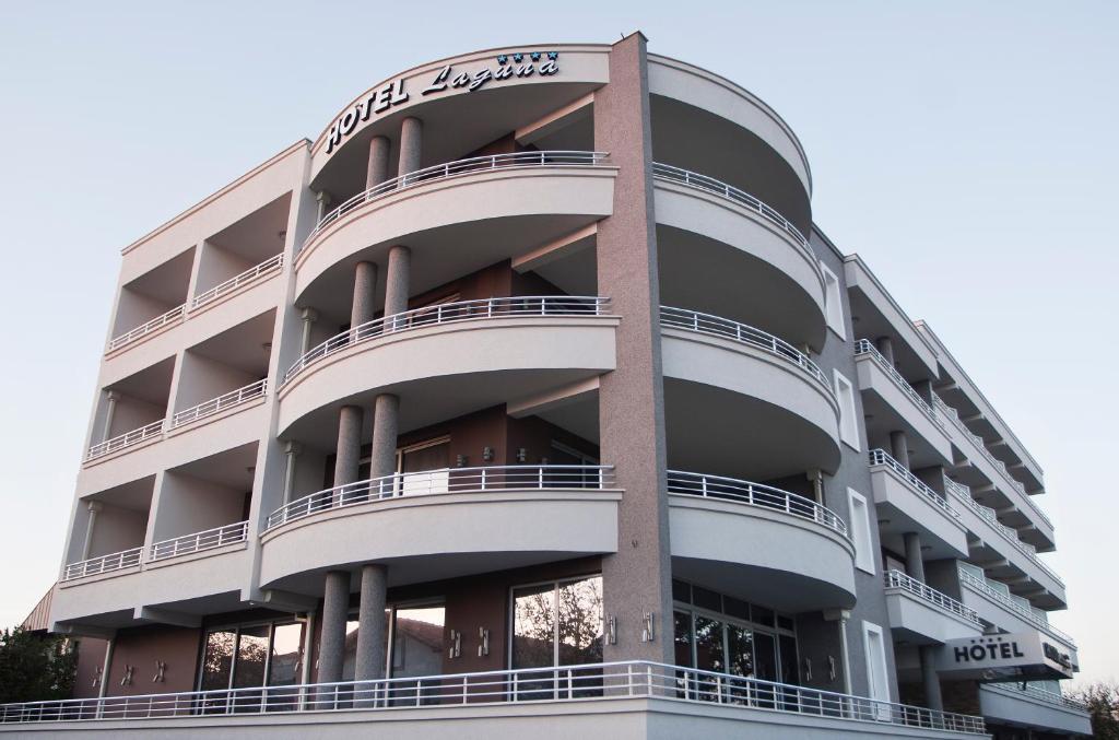 Hotel Laguna Ulcinj Exterior photo